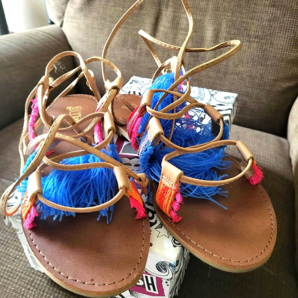 Women sandals